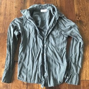 VELVET BY GRAHAM & SPENCER Womens Grey Button Down